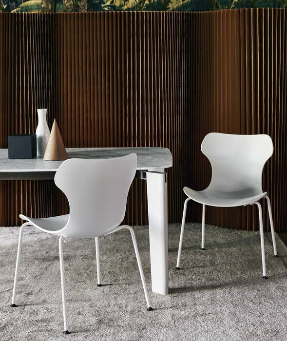 Gallery_2_391_bebitalia_chair_Papilio-Shell_A-01