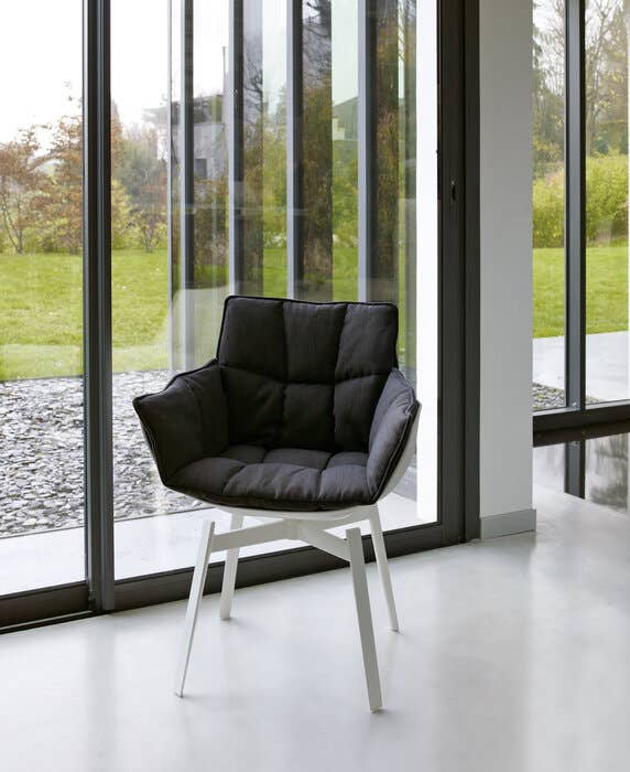 Gallery_3_344_bebitalia_H09_chair_Husk_02