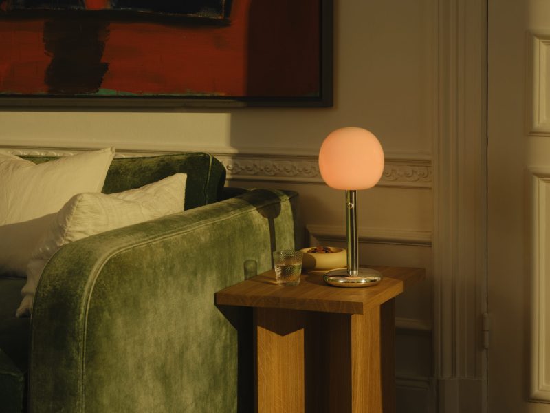 01_GRAU_Fire-Table_Polished