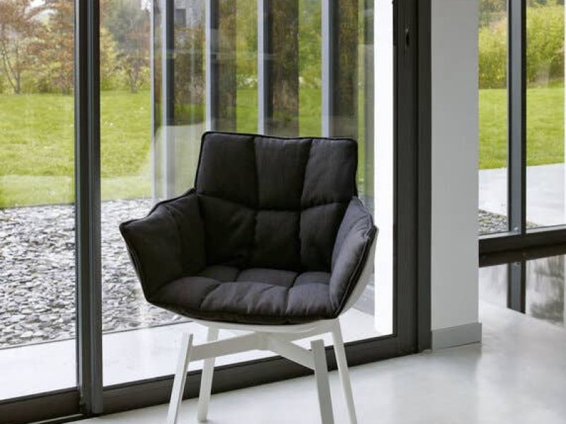 Gallery_3_344_bebitalia_H09_chair_Husk_02